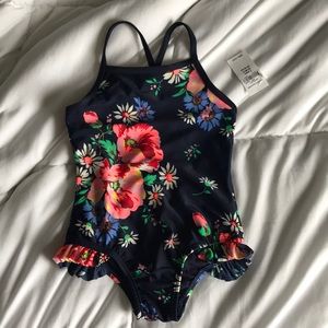 Gap toddler swimsuit